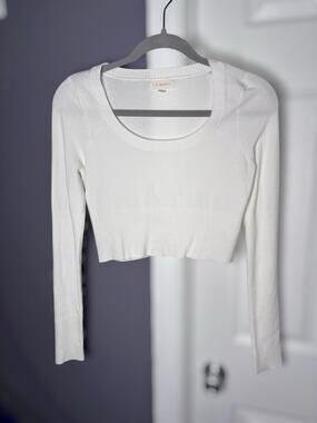 LA Hearts White Scoop Neck Cropped Sweater Long Sleeves XS